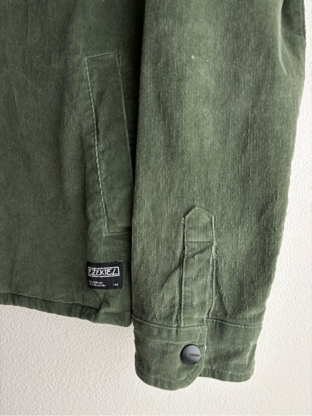 Ezekiel Olive Green Military-Style Canvas Field Jacket - Picture 4 of 12